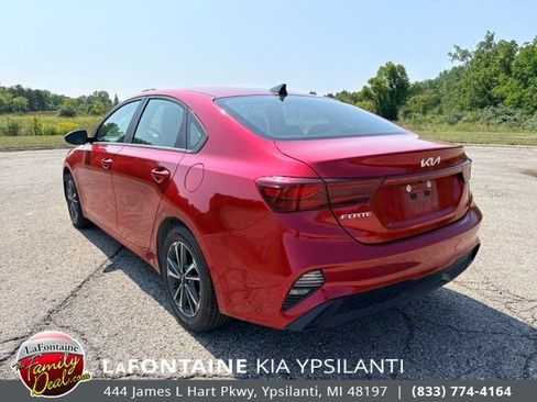 Used 2024 Kia Forte LXS FWD image 3