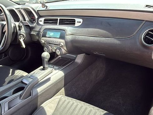Used 2015 Chevrolet Camaro LS RWD image 34