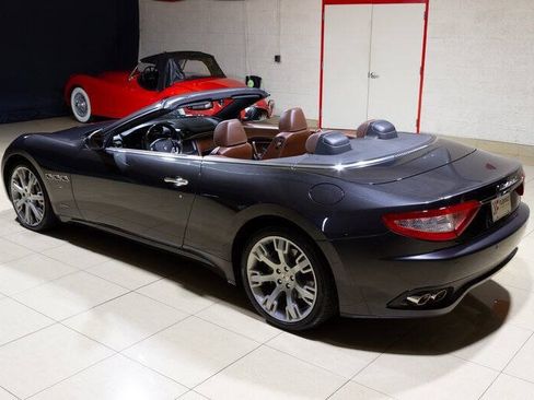Used 2012 Maserati GranTurismo Convertible RWD image 12