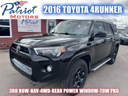 Used 2016 Toyota 4Runner SR5 image 1