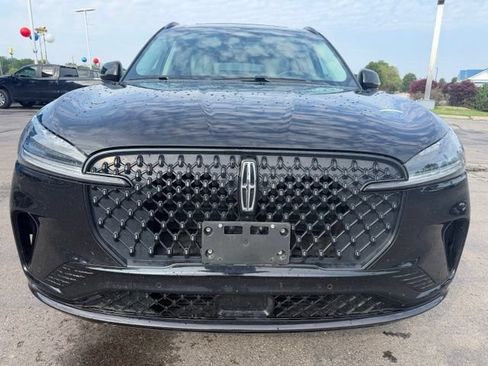 Used 2025 Lincoln Aviator AWD w/ Jet Appearance Package image 2