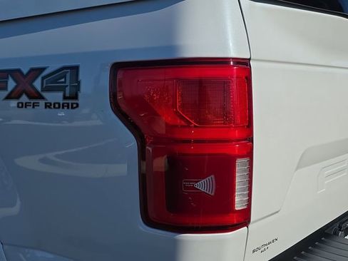 Used 2018 Ford F150 Lariat w/ Equipment Group 502A Luxury image 11