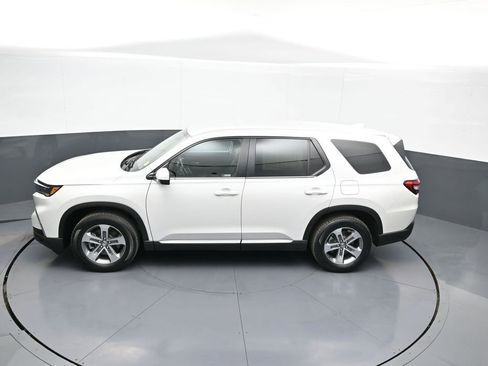 Used 2023 Honda Pilot EX-L image 42