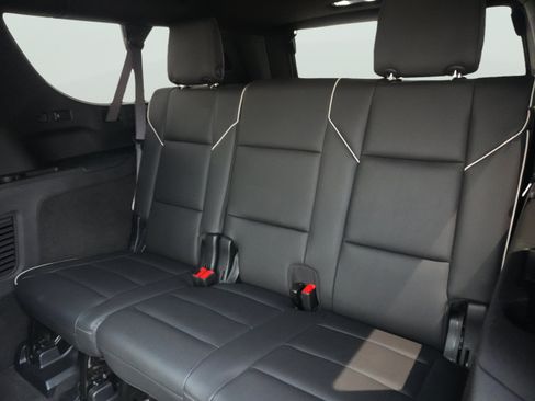 Used 2024 Cadillac Escalade ESV Sport w/ LPO, ONYX Package AWD/4WD image 25