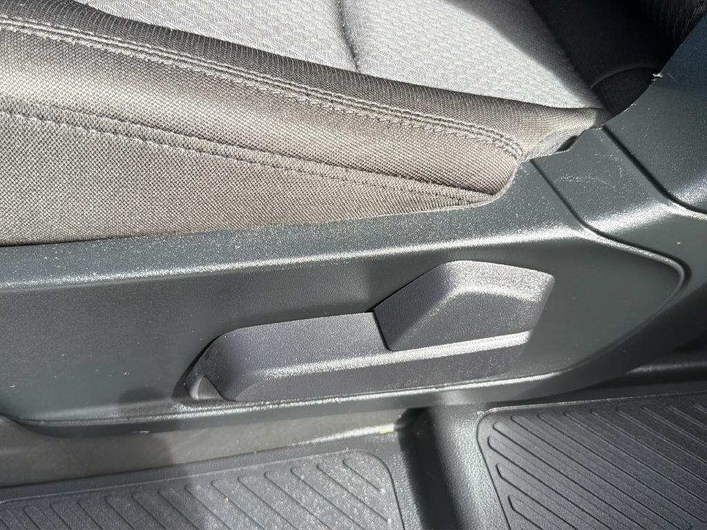 Used 2023 Ford Explorer XLT RWD image 27