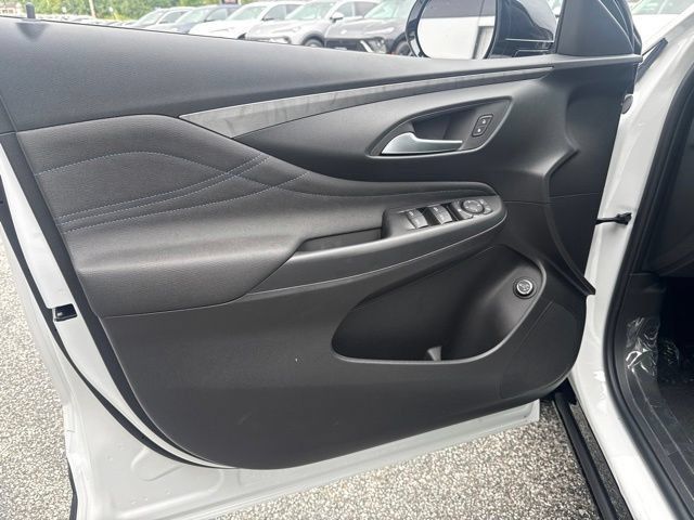 New 2026 Buick Envista Sport Touring w/ Convenience I Package FWD image 15
