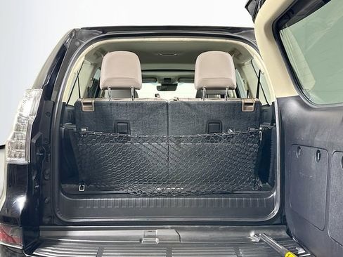 Used 2020 Lexus GX 460 Premium image 28