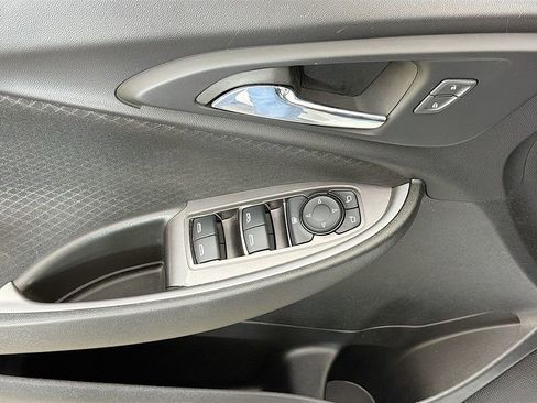 Used 2023 Chevrolet Malibu LT image 27