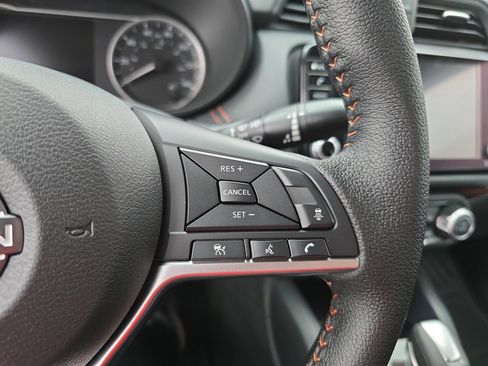 New 2025 Nissan Versa SR w/ Trunk Package image 17