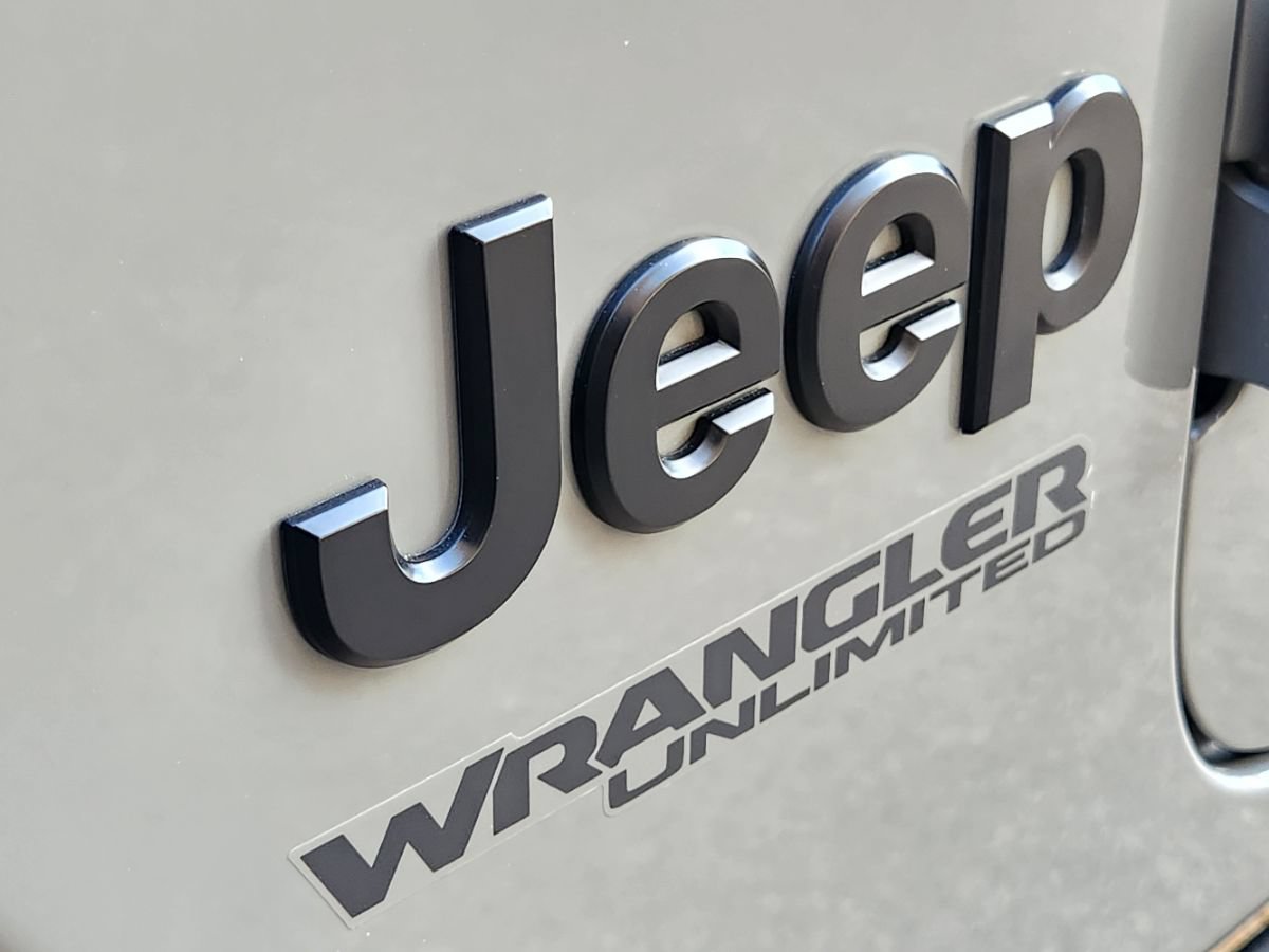 Used 2021 Jeep Wrangler Unlimited Sport AWD/4WD image 22