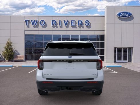 New 2026 Ford Explorer Active AWD/4WD image 5