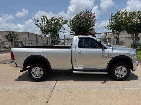 Used 2014 RAM 2500 SLT w/ Popular Equipment Group AWD/4WD image 46
