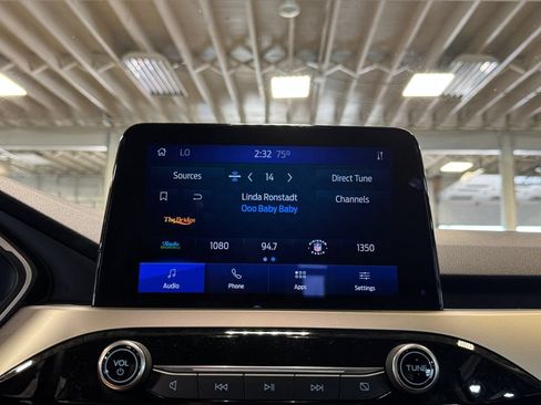 Used 2020 Ford Escape SEL AWD/4WD image 17