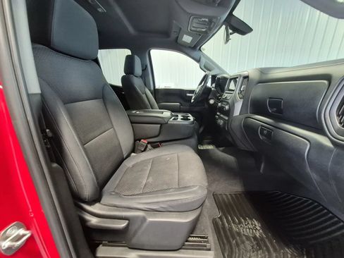 Used 2019 Chevrolet Silverado 1500 Custom Trail Boss w/ Custom Convenience Package AWD/4WD image 19