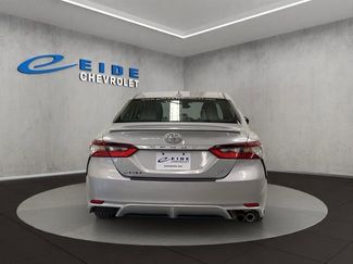 Used 2023 Toyota Camry SE video 2
