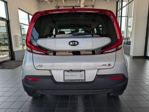 Used 2021 Kia Soul S FWD image 3