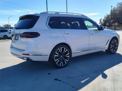 New 2026 BMW X7 xDrive40i w/ Executive Package AWD/4WD image 4