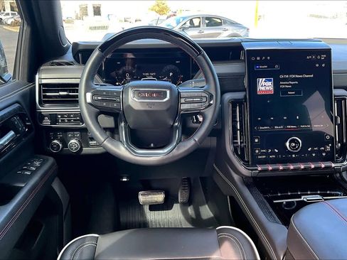 Used 2025 GMC Yukon AT4 Ultimate w/ LPO, Floor Liner Package image 5