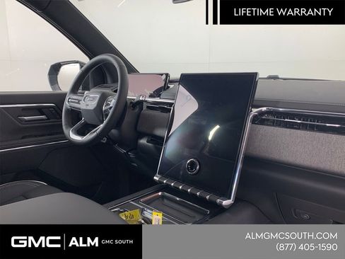 New 2026 GMC Sierra EV Elevation image 28