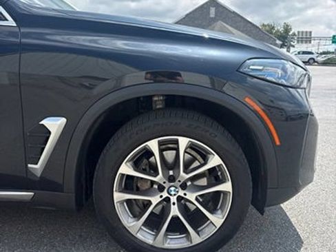 Used 2024 BMW X5 xDrive40i w/ Premium Package AWD/4WD image 12