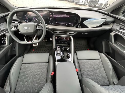 New 2025 Audi SQ5 Premium Plus image 10