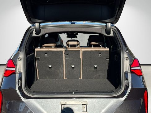 Used 2025 BMW X3 xDrive30i image 12