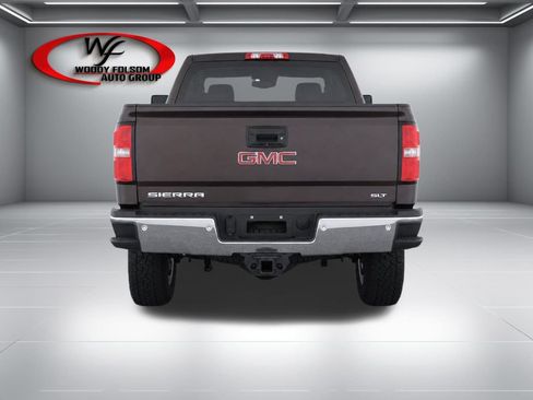 Used 2018 GMC Sierra 2500 SLT w/ Duramax Plus Package AWD/4WD image 7