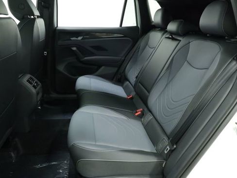 New 2026 Volkswagen Tiguan SE R-Line FWD image 34