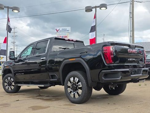 New 2026 GMC Sierra 2500 Denali w/ Denali Reserve Package AWD/4WD image 15
