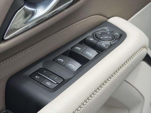 Used 2023 GMC Yukon Denali w/ Max Trailering Package AWD/4WD image 19