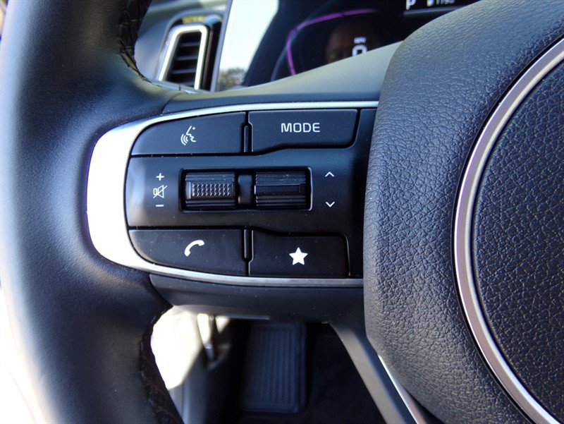 Used 2025 Kia Sportage X-Line AWD/4WD image 38