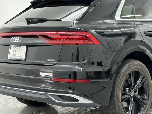 Used 2023 Audi Q8 Premium Plus w/ Premium Plus Package AWD/4WD image 27