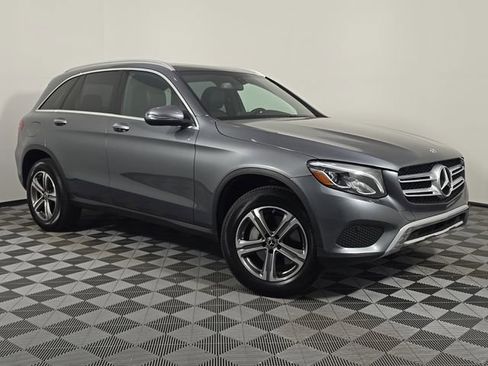 Used 2018 Mercedes-Benz GLC 300 4MATIC image 9