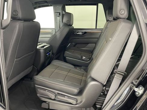 New 2026 Chevrolet Tahoe High Country AWD/4WD image 16