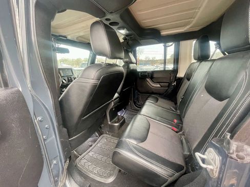 Used 2016 Jeep Wrangler Unlimited Sport image 8