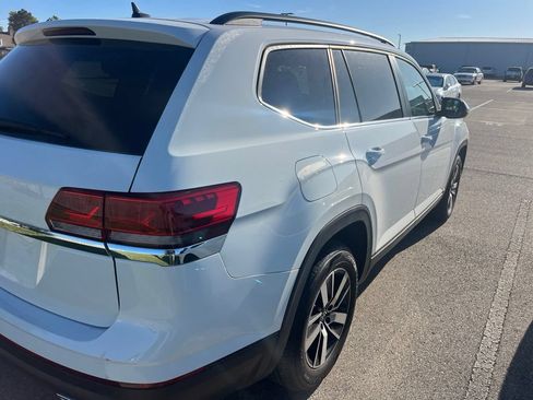 Used 2023 Volkswagen Atlas SE FWD image 3
