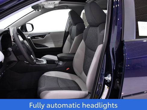 New 2025 Toyota RAV4 XLE image 19