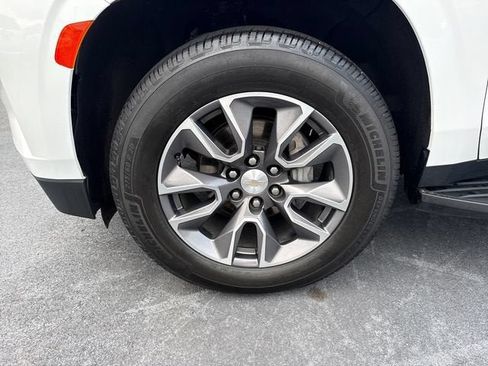 Used 2022 Chevrolet Tahoe LT AWD/4WD image 9