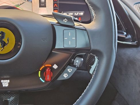 Used 2022 Ferrari Roma image 32