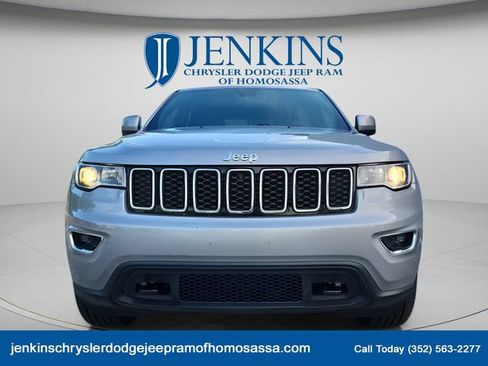 Used 2021 Jeep Grand Cherokee Laredo AWD/4WD image 8