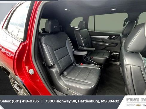 New 2025 Buick Enclave Sport Touring image 7