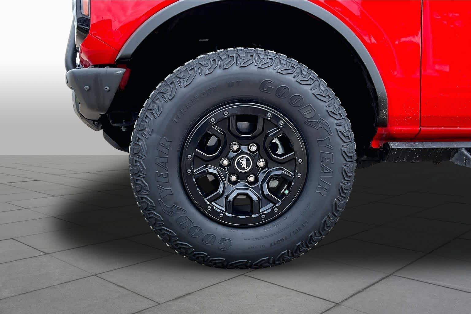 Used 2022 Ford Bronco Wildtrak AWD/4WD image 11