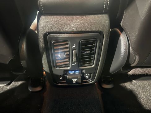 Used 2021 Dodge Durango Citadel w/ Technology Group AWD/4WD image 37