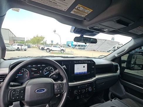 Used 2023 Ford F250 XL w/ STX Appearance Package image 17