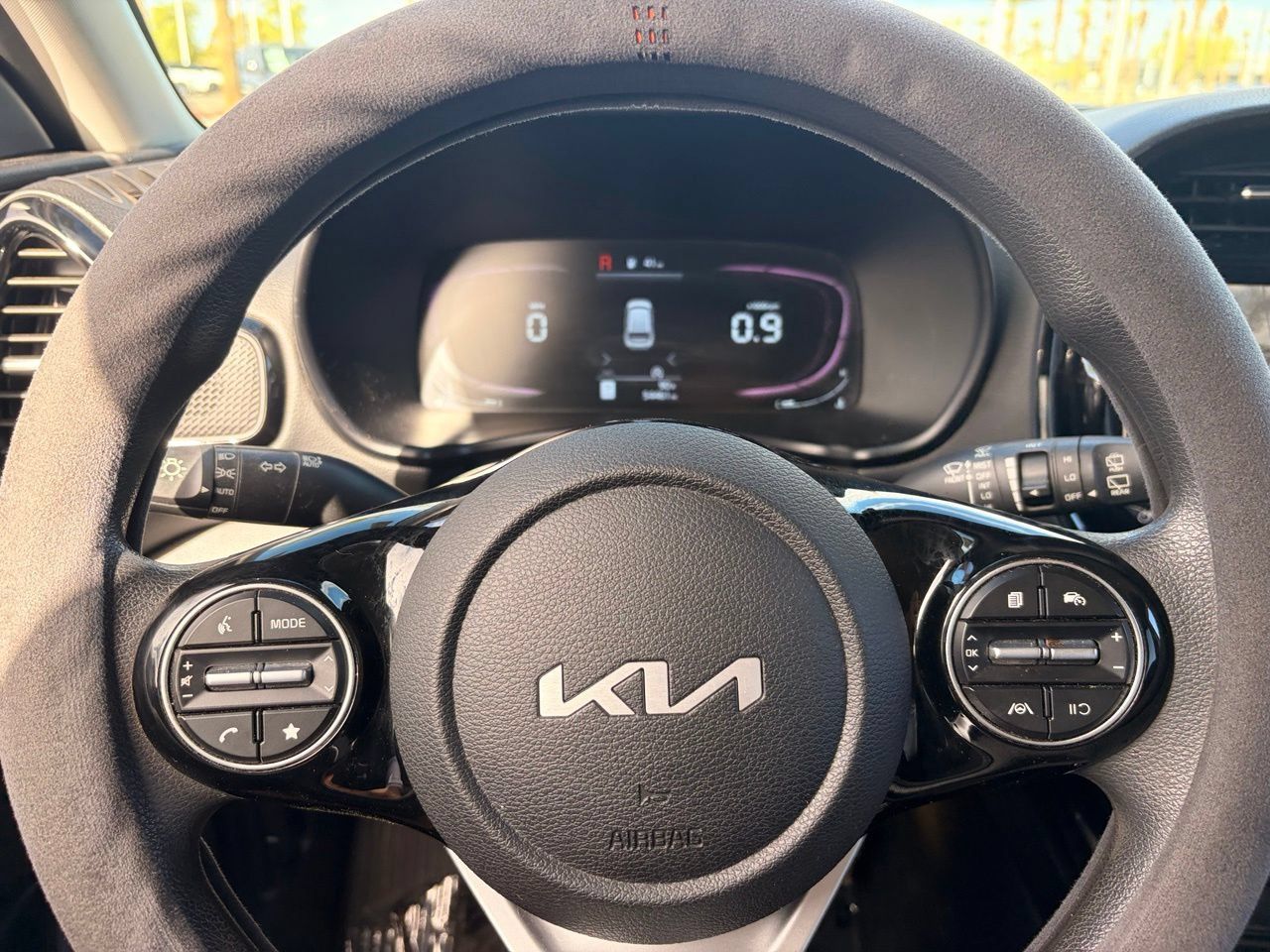 Used 2023 Kia Soul S FWD image 31