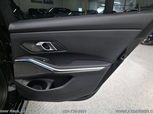 Used 2025 BMW 330i Sedan w/ M Sport Package RWD image 23