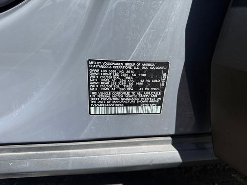 Used 2023 Volkswagen ID.4 Pro RWD image 25