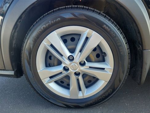 Certified 2023 Nissan Kicks S w/ Interior Electronics Package image 27