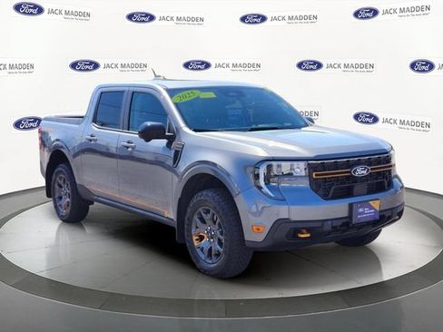 Certified 2025 Ford Maverick Tremor AWD/4WD image 7