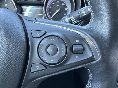Used 2020 Buick Envision Essence image 24